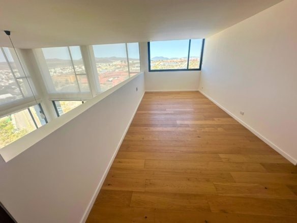 sala planta alta de penthouse en venta en Juriquilla