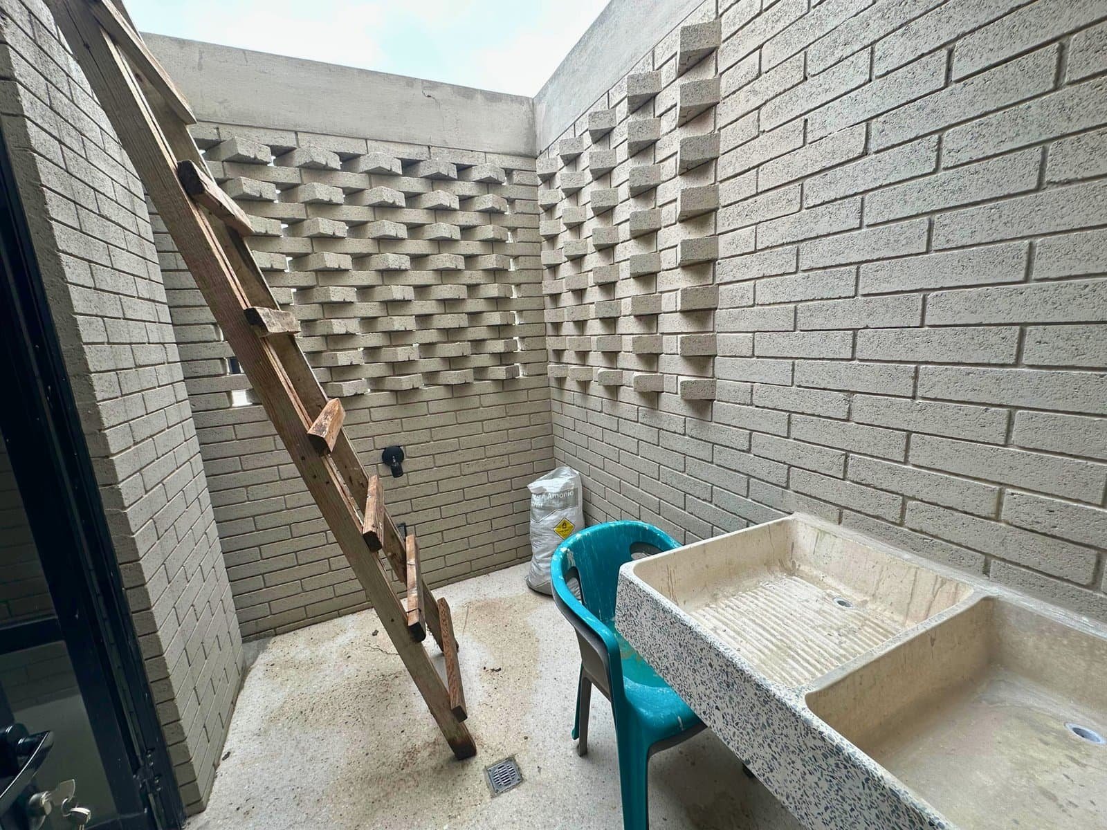 area de lavado y tendido de casa en lomas del campanario norte, Querétaro.