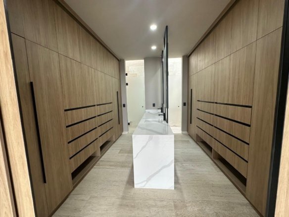 vestidor de casa en lomes del campanario norte