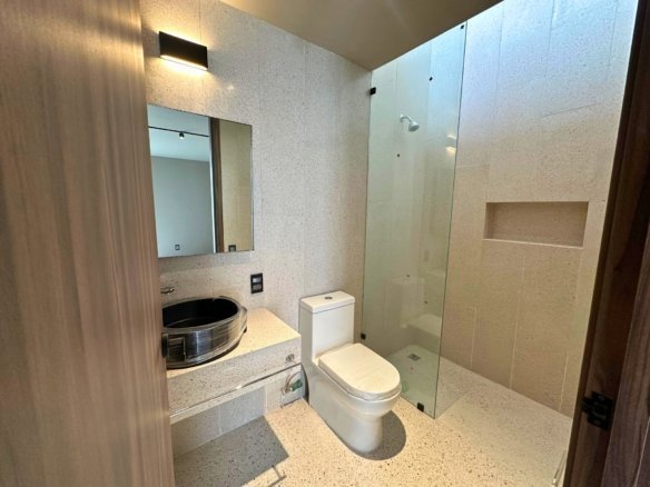 baño completo 3 de casa en lomas del campanario norte, Querétaro. Casa 61