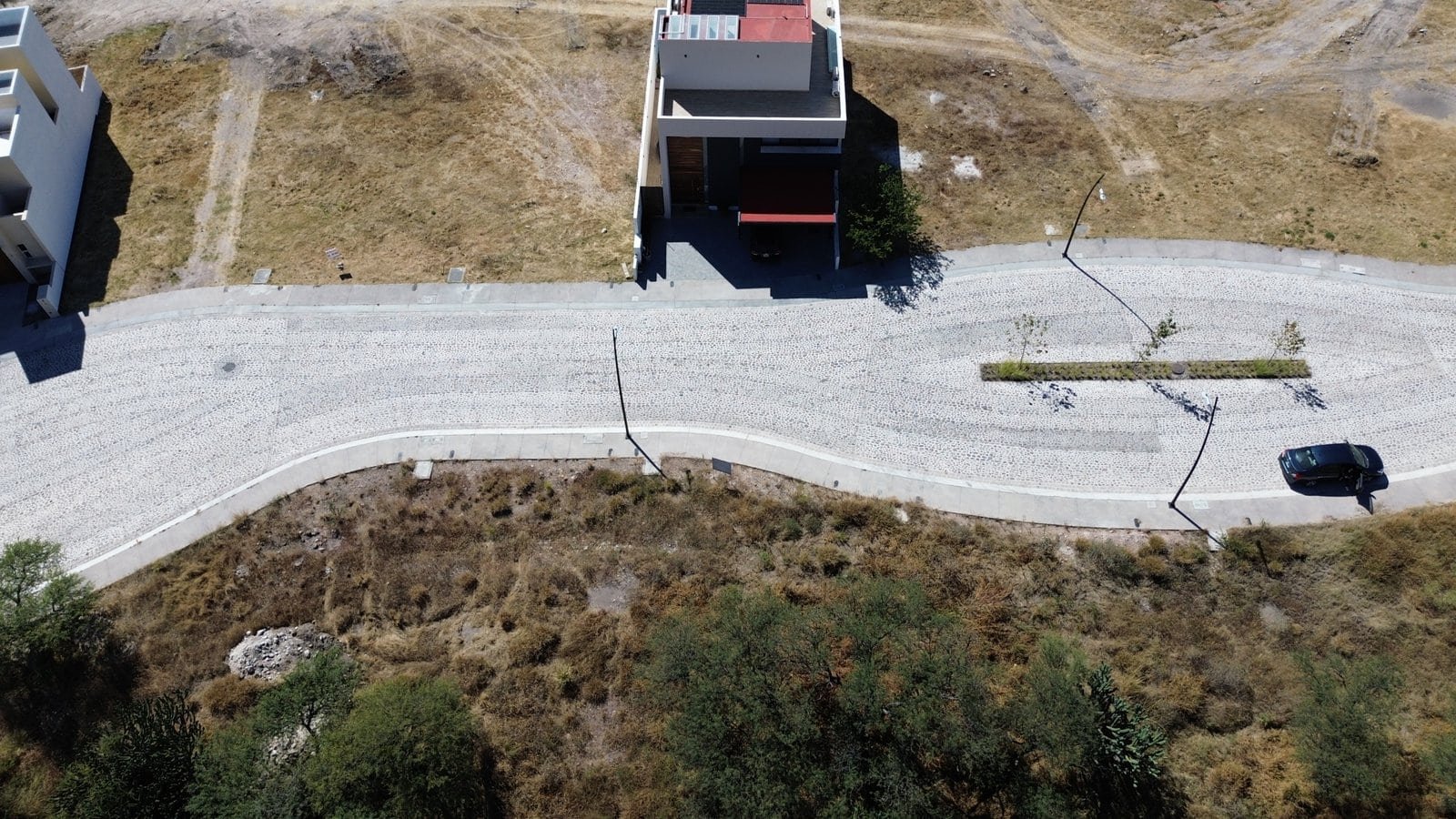 terreno en venta en lago de juriquilla vista aerea 3