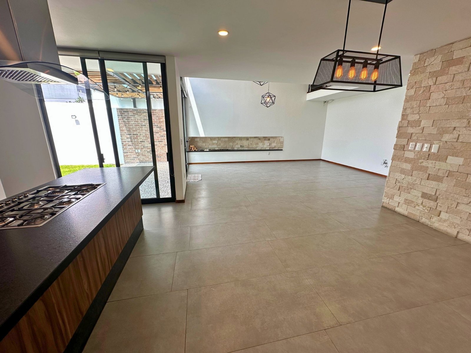 comedor de Casa en Zibatá, Querétaro | 5 Recámaras