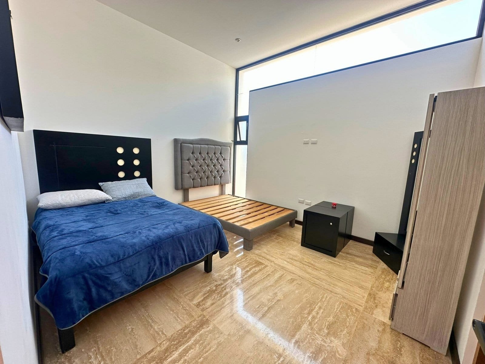 recamara de visitas 2 de residencia en balcones de juriquilla de 1 piso.