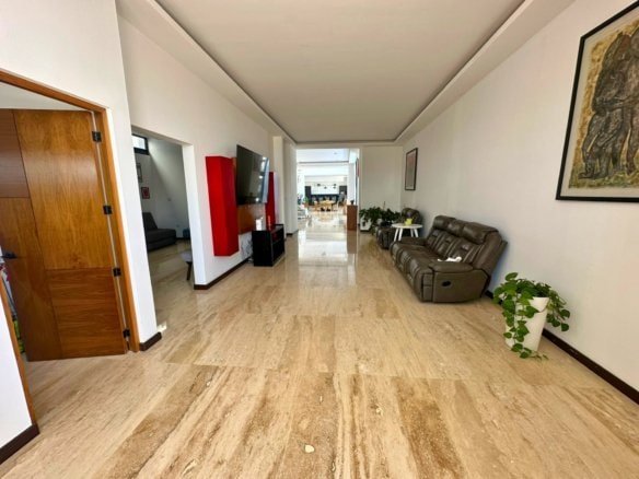 sala de tv de residencia en balcones de juriquilla de 1 piso.