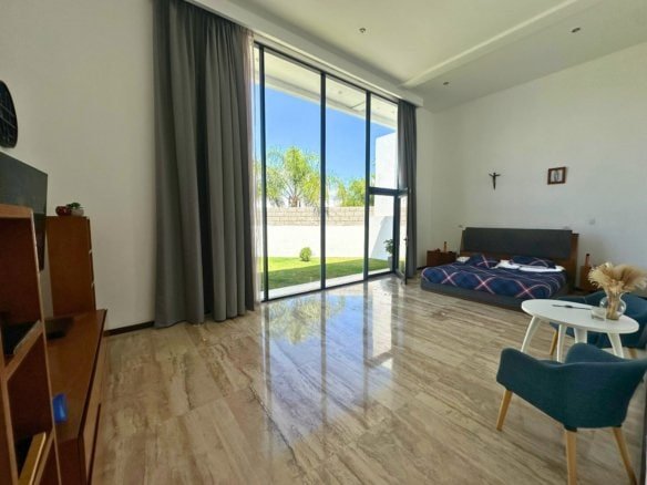 recamara principal de residencia en balcones de juriquilla de 1 piso.
