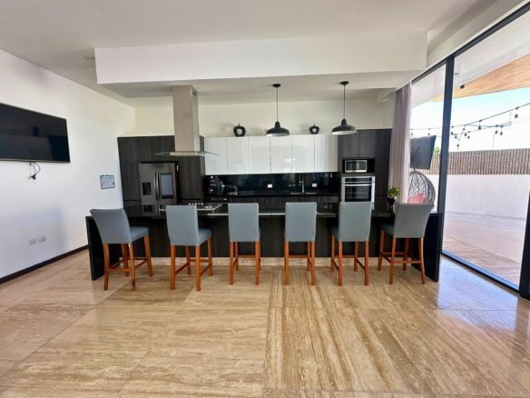 cocina de residencia en balcones de juriquilla de 1 piso.