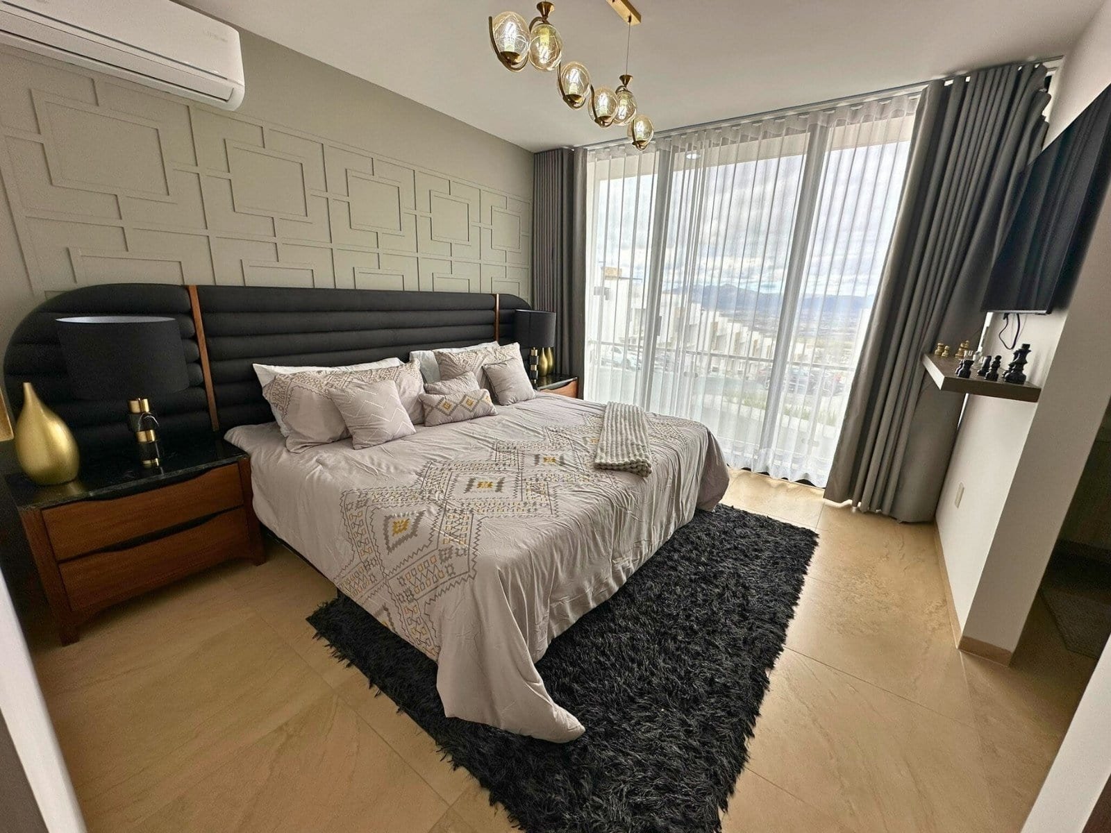 recamara principal de casas en Zibatá Querétaro en Los Robles