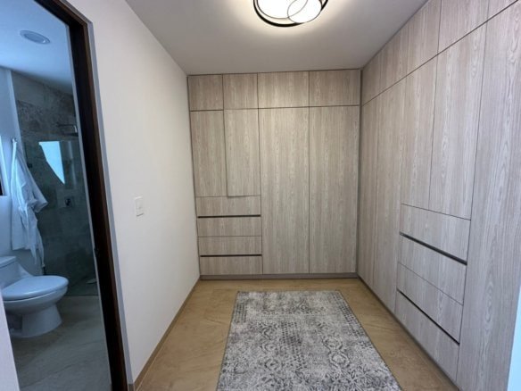 vestidor de casas en Zibatá Querétaro en Los Robles