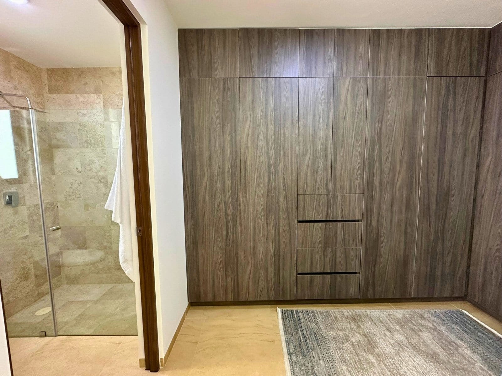 baño y vestidor de zibatá casas en venta de 3 recámaras en Querétaro.