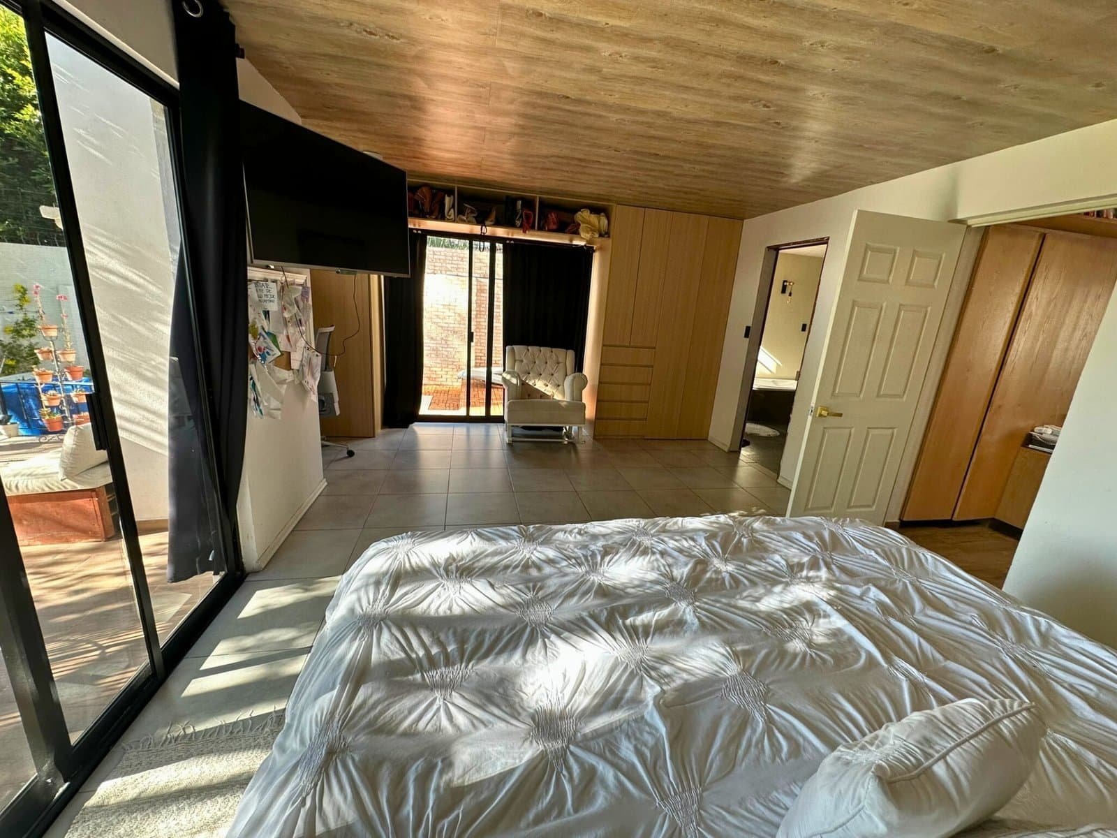 recamara 2 vestidor de casa de una planta en Juriquilla, Querétaro