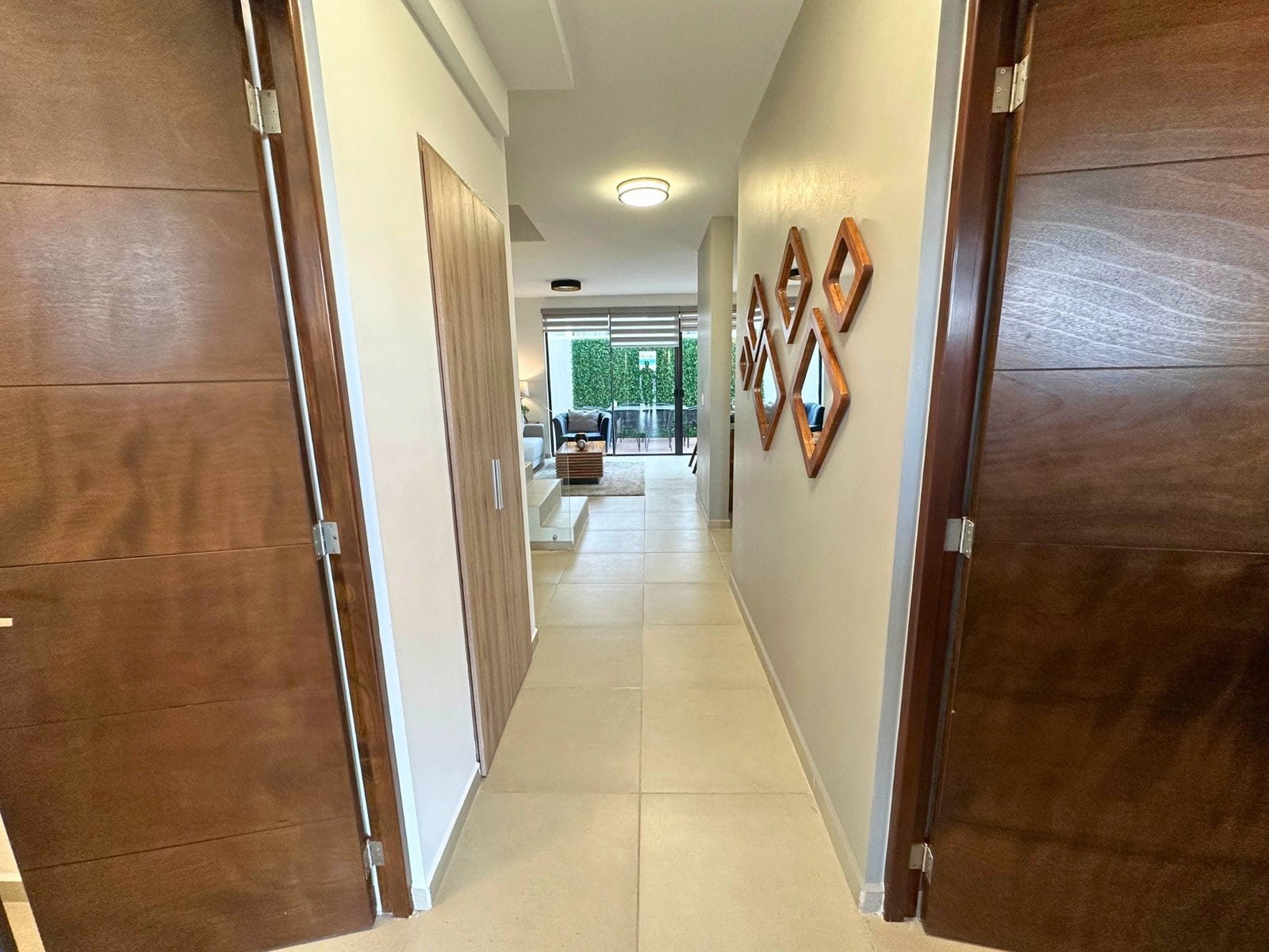 entrada de casa en zibata con roofgarden