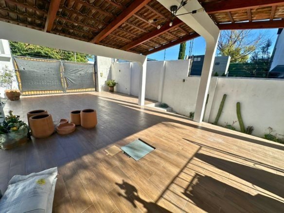 estacionamiento de casa de una planta en Juriquilla, Querétaro