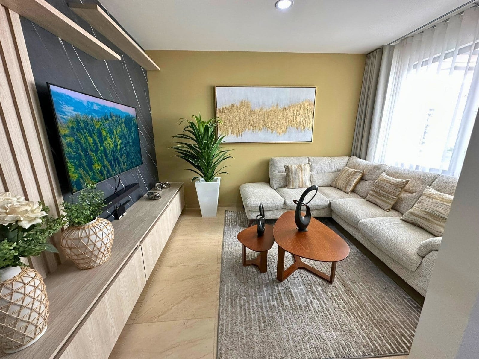 sala de TV de casas en Zibatá Querétaro en Los Robles