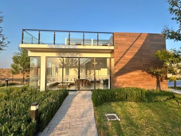 salon de eventos de casa en zibata con roofgarden