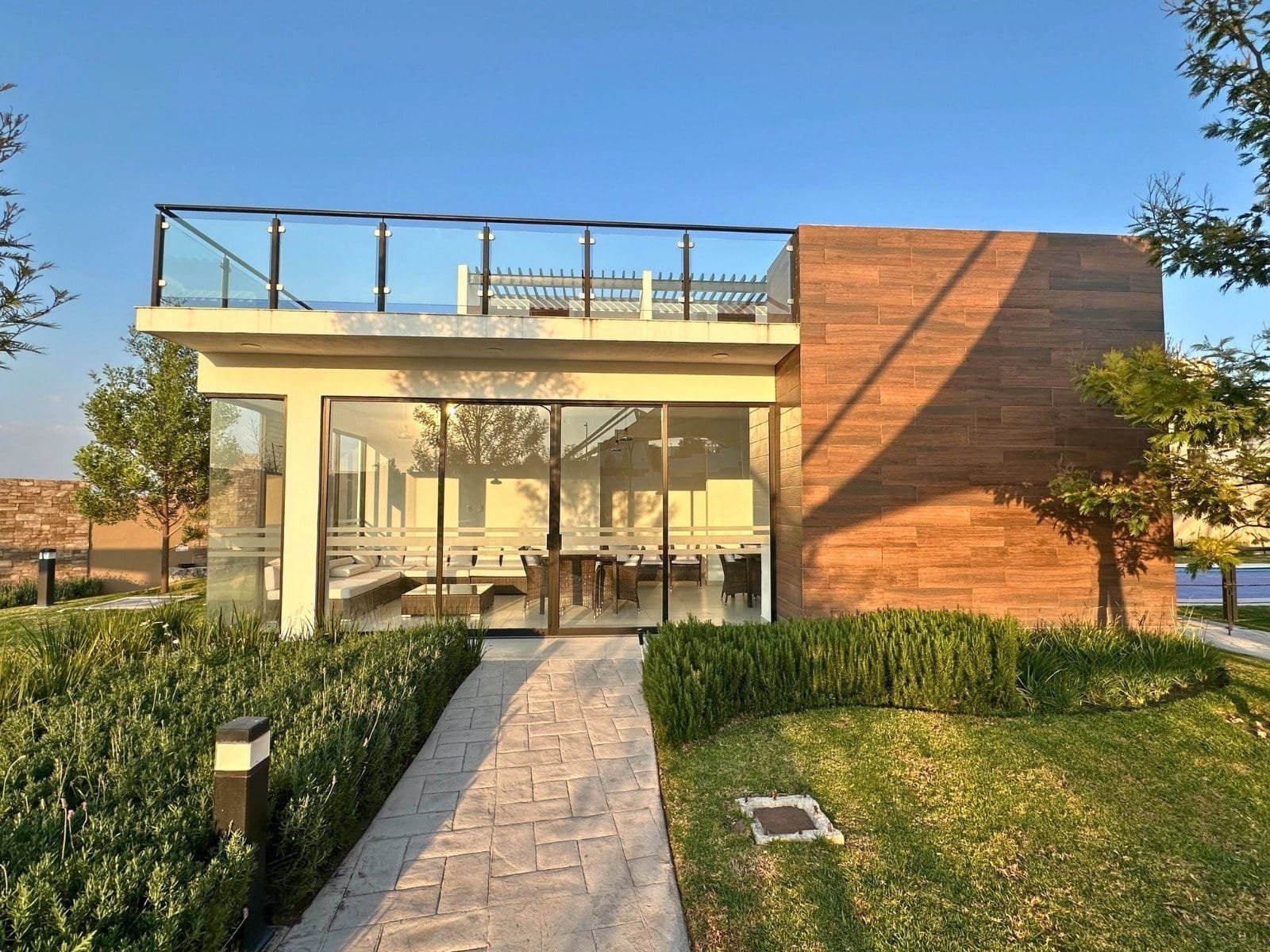 salon de eventos de casa en zibata con roofgarden