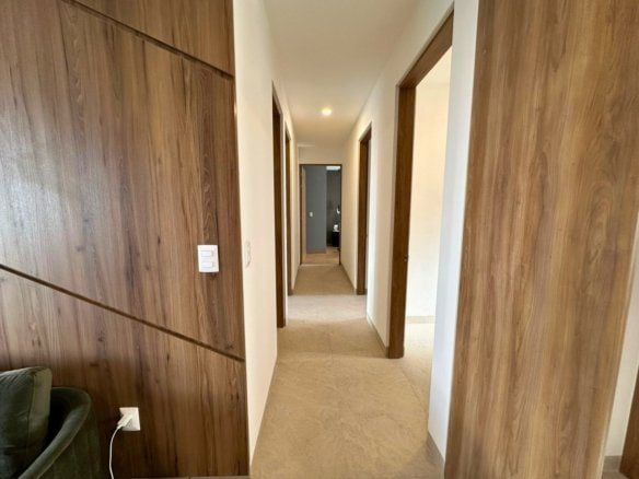 pasillo de departamentos en Zibatá Querétaro. Condominio Parques