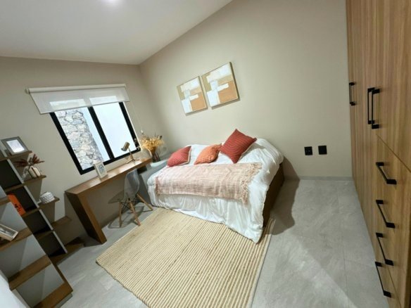 recamara 2 de casa en zibata en entrecielos.