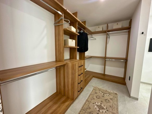 vestidor de casa nueva en Zibatá Querétaro en Entrecielos.