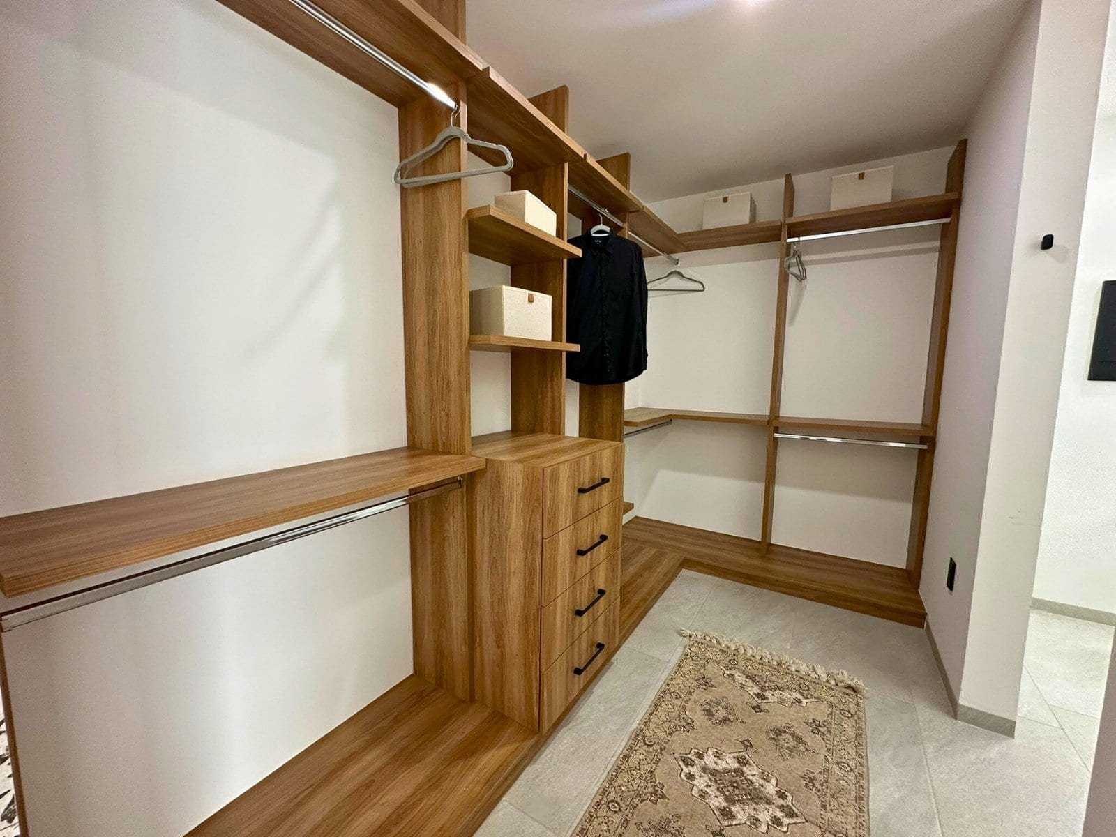 vestidor de casa nueva en Zibatá Querétaro en Entrecielos.