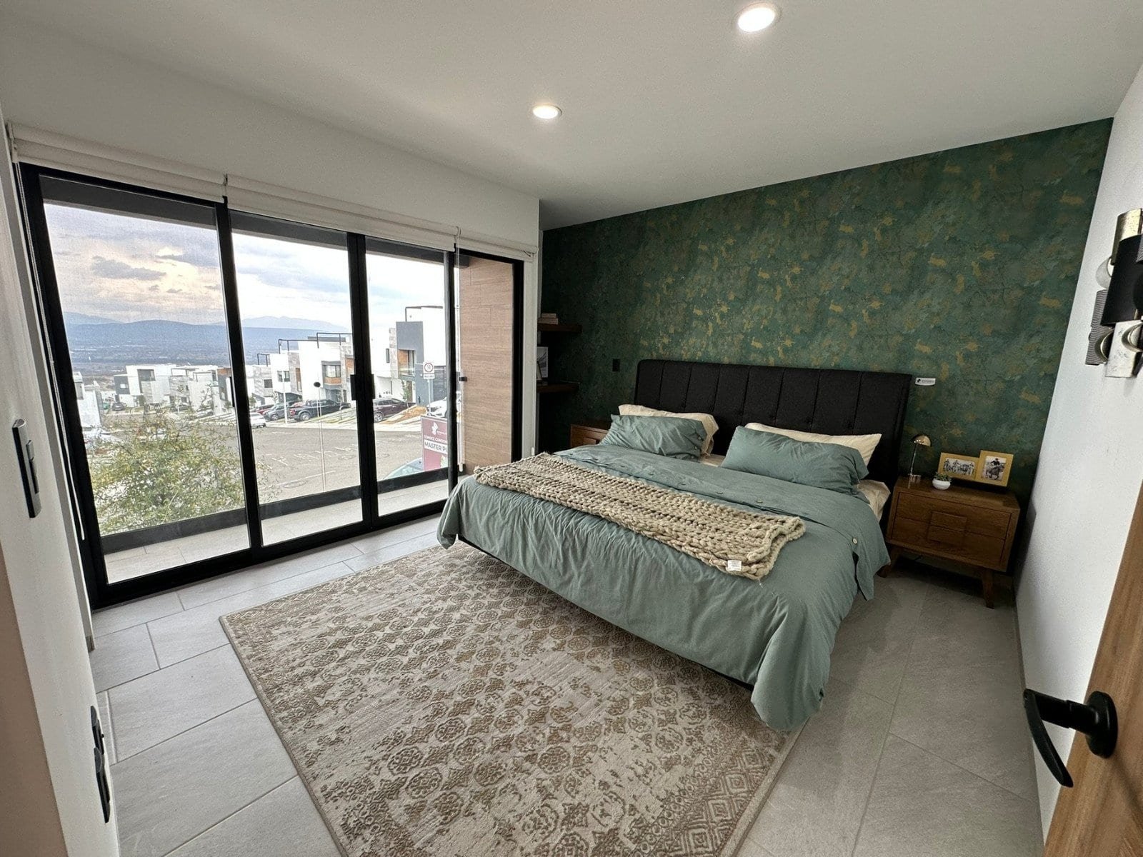recamara principal de casas nuevas en Zibatá Querétaro en Entrecielos.