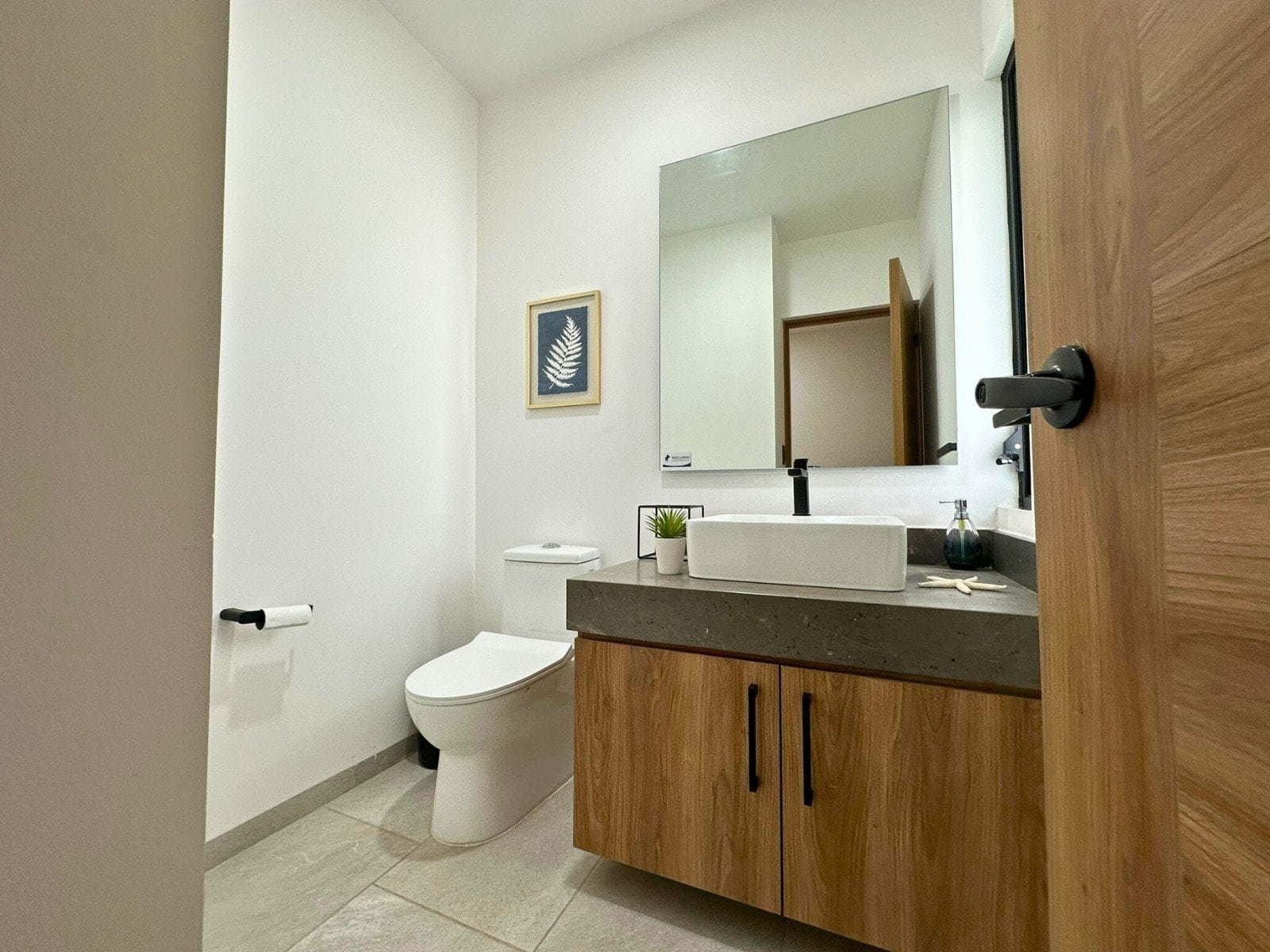 medio baño de casas nuevas en Zibatá Querétaro en Entrecielos.