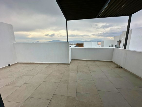 rooftop de casa con recámara en planta baja Zibatá Querétaro. En Entrecielos