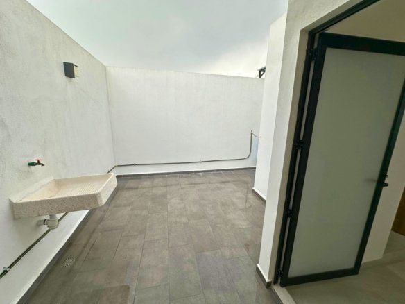 area de lavado de casa con recámara en planta baja Zibatá Querétaro. En Entrecielos