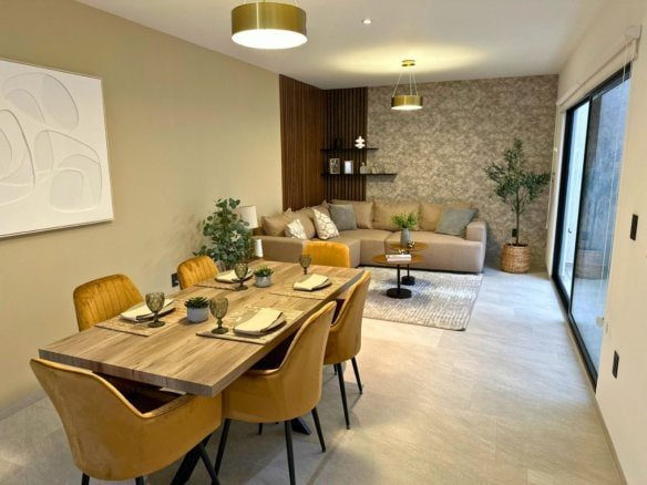 comedor y sala de casa en zibata en entrecielos.