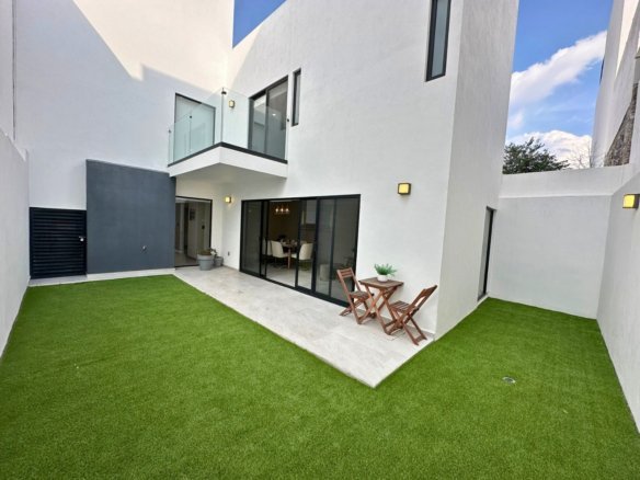 jardin 2 de casa nueva en Zibatá Querétaro en Entrecielos.