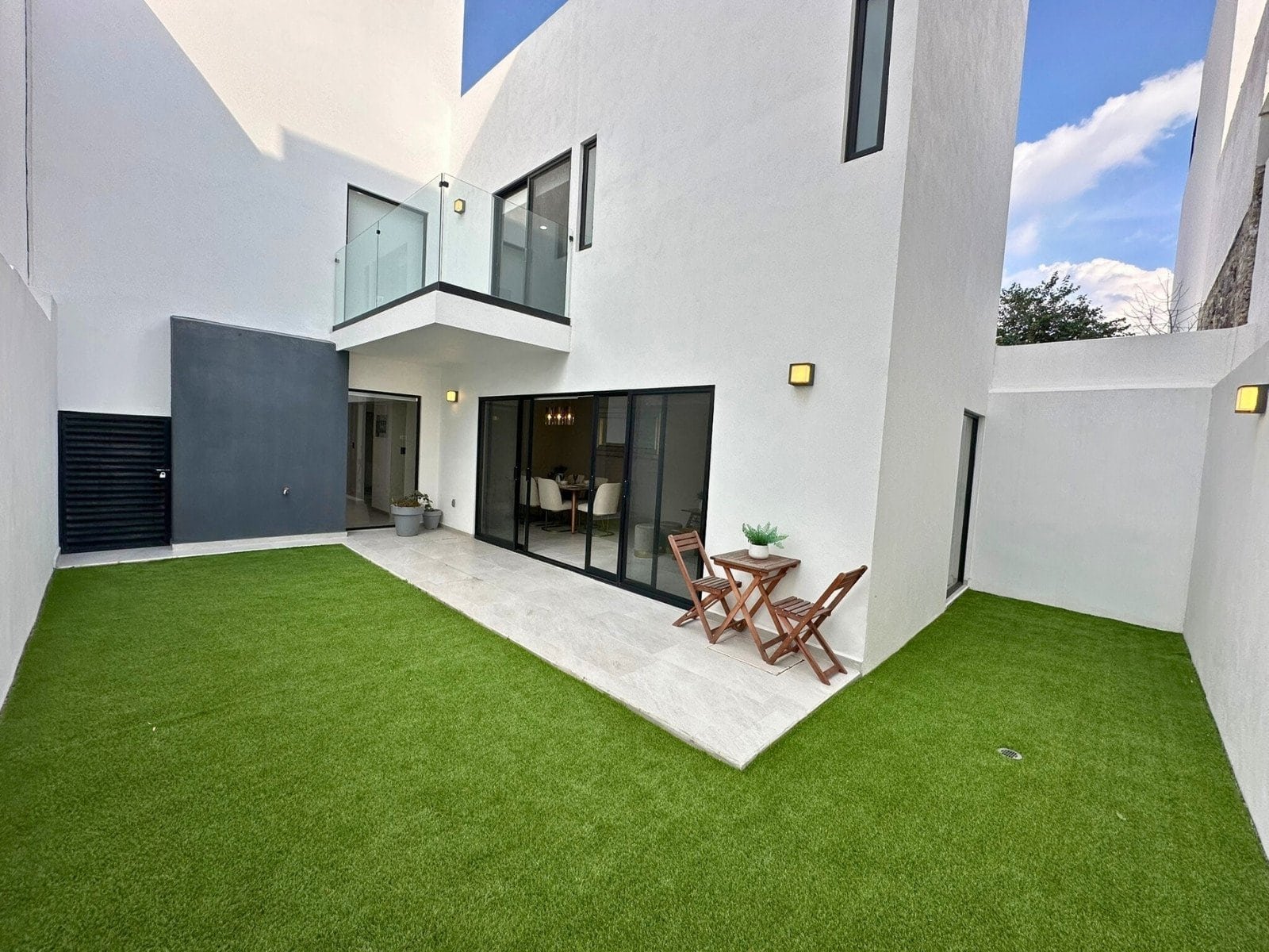 jardin 2 de casa nueva en Zibatá Querétaro en Entrecielos.