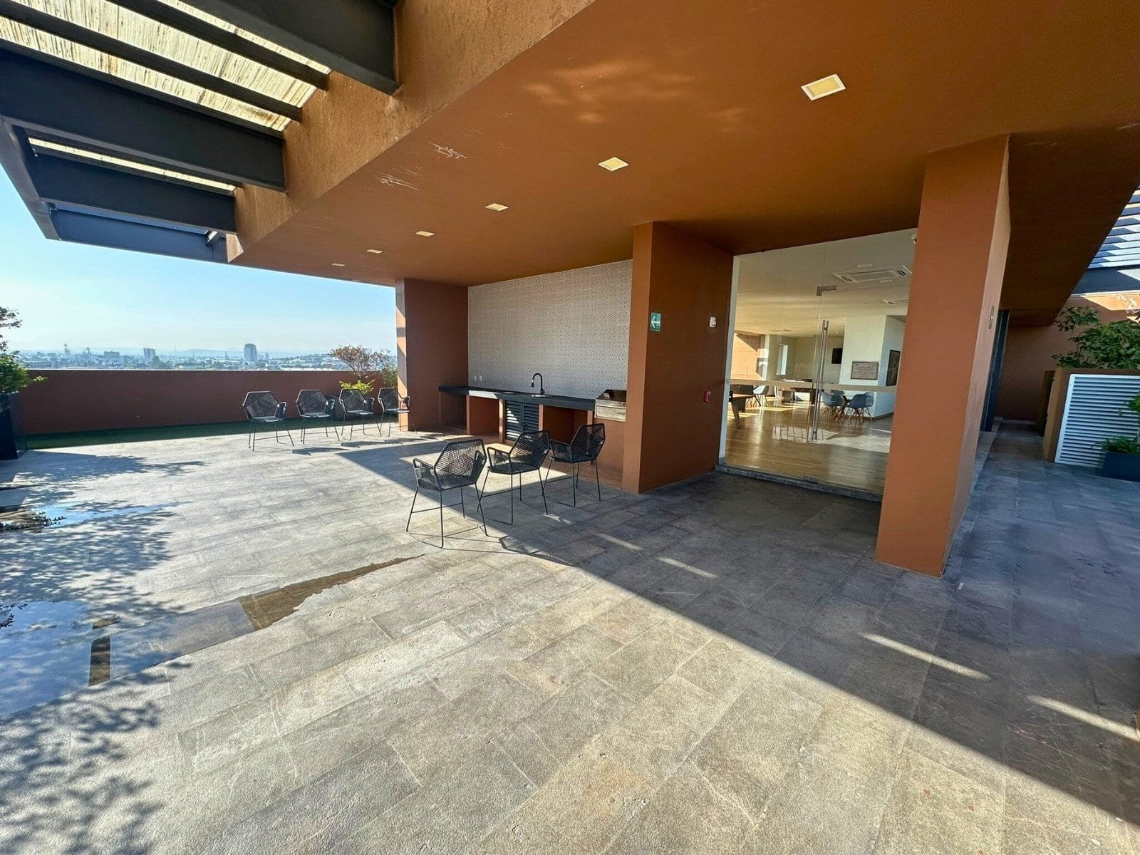 amenidades de Penthouse en venta en Querétaro. Col. Alamos cerca de Costco.