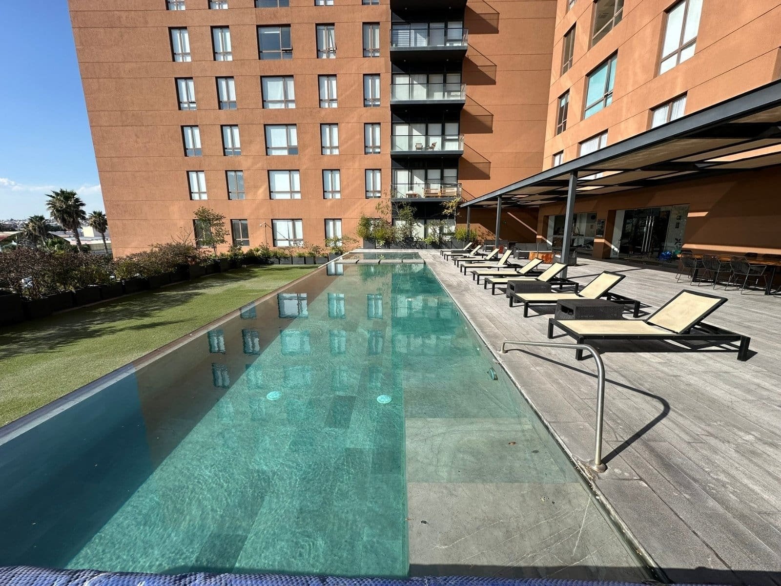 alberca de Penthouse en venta en Querétaro. Col. Alamos cerca de Costco.