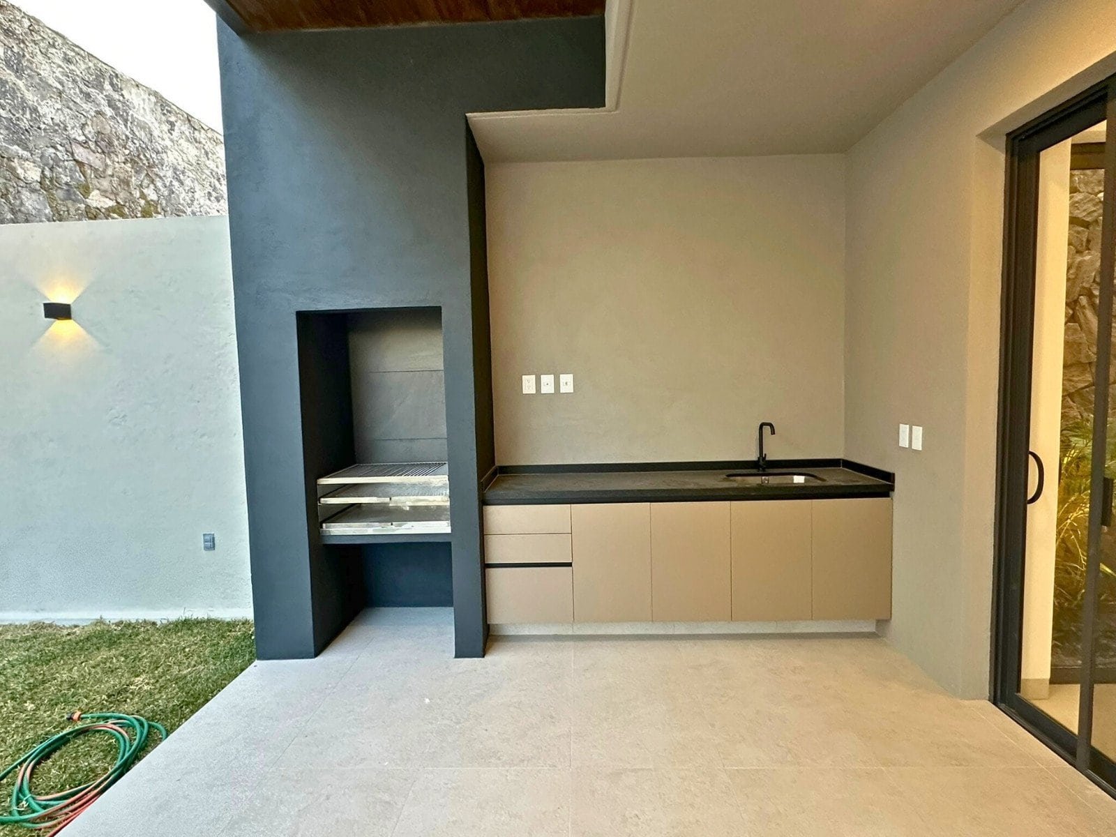 asador de casa en venta en Malaya Zibata