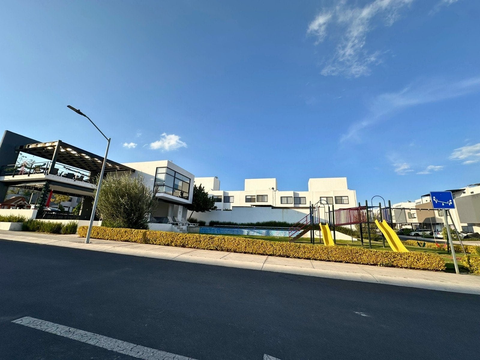 casa club de casa en venta en Zakia, Querétaro.