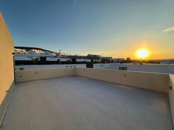 terraza 2 de casa en venta en Malaya Zibata