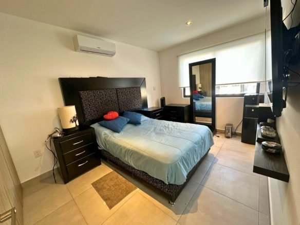 recamara principal de casa en venta en Zakia, Querétaro.