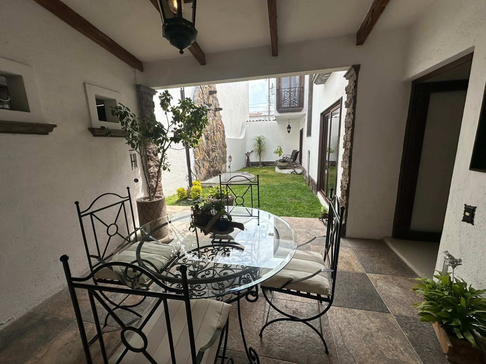 terraza de Casa estilo hacienda en Juriquilla, Querétaro.
