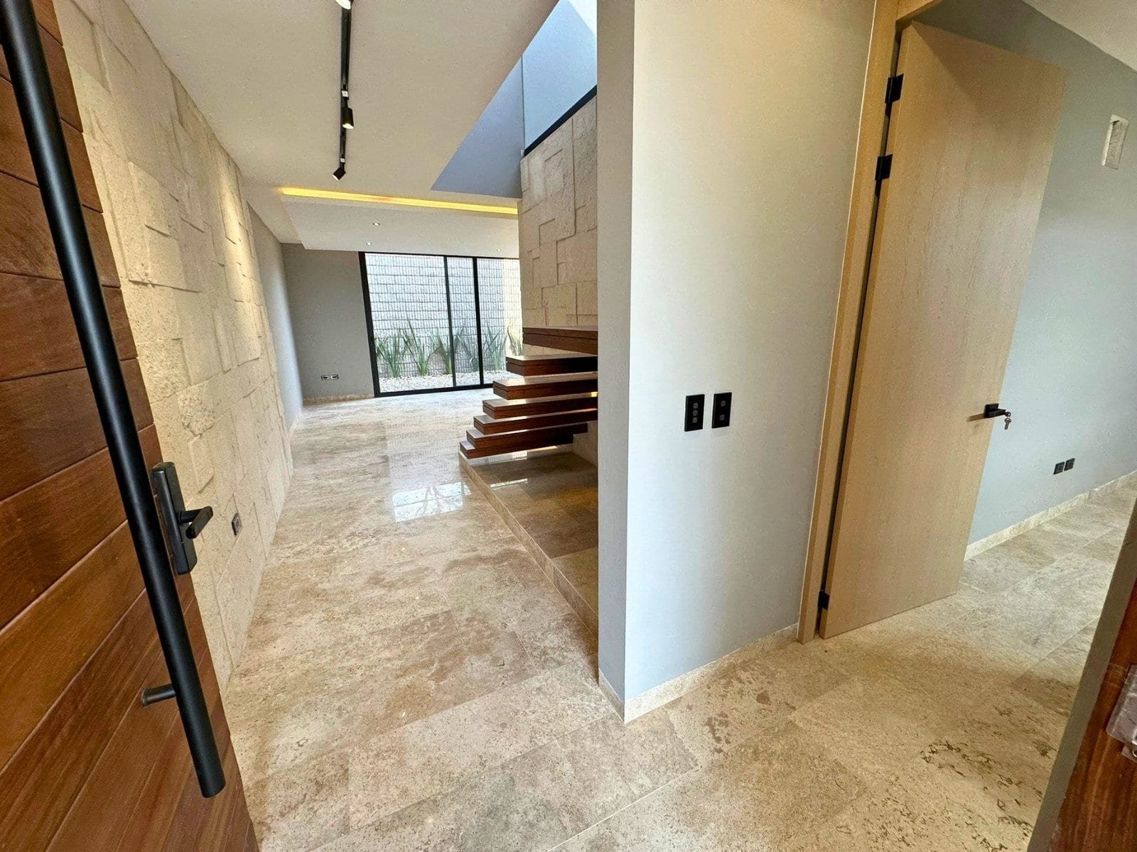 entrada de Casa en venta en Altozano Querétaro $6,600,00.