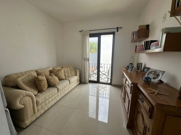 sala de tv de Casa estilo hacienda en Juriquilla, Querétaro.