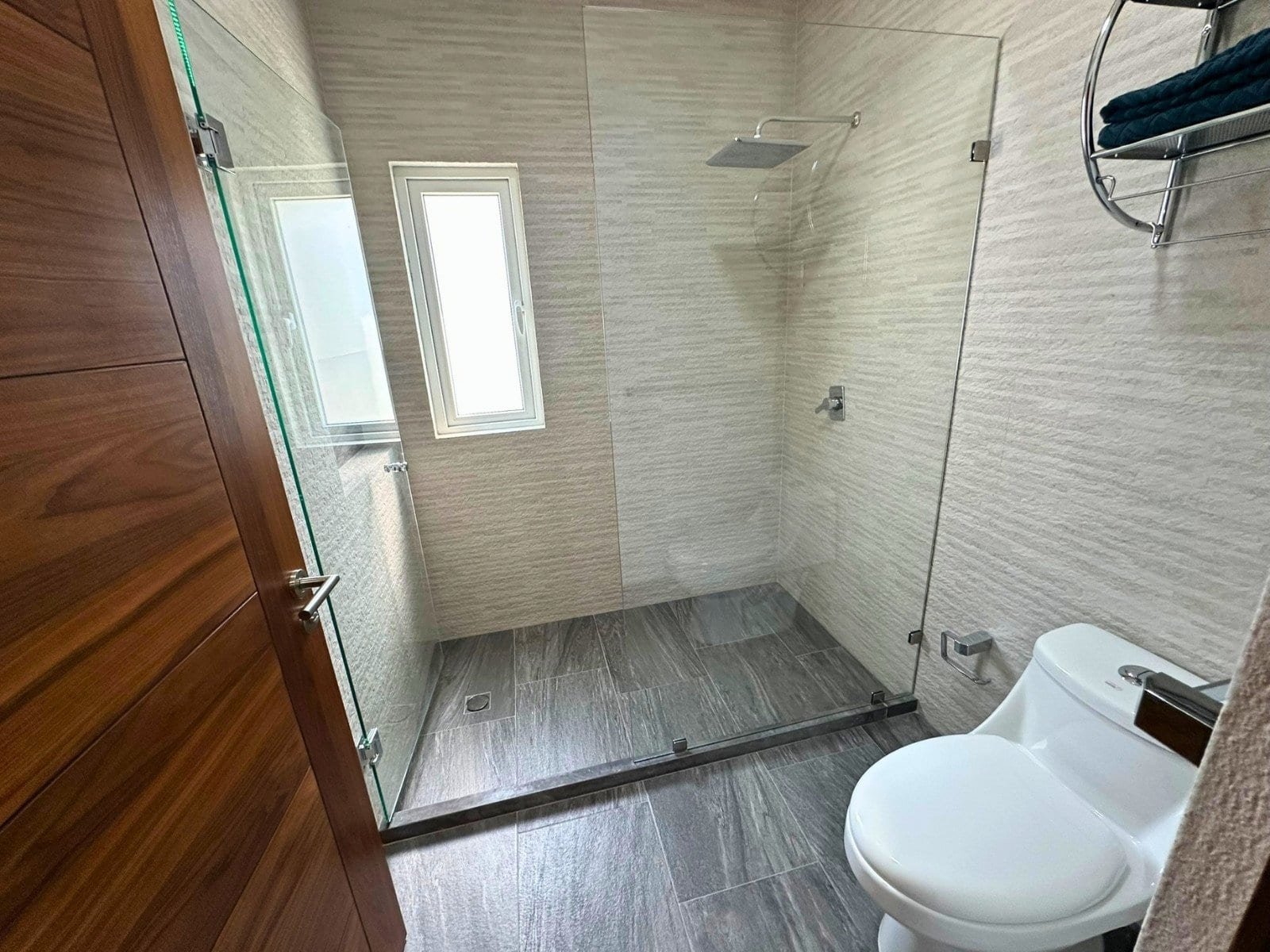 baño de departamentos en cumbres del lago, Querétaro.