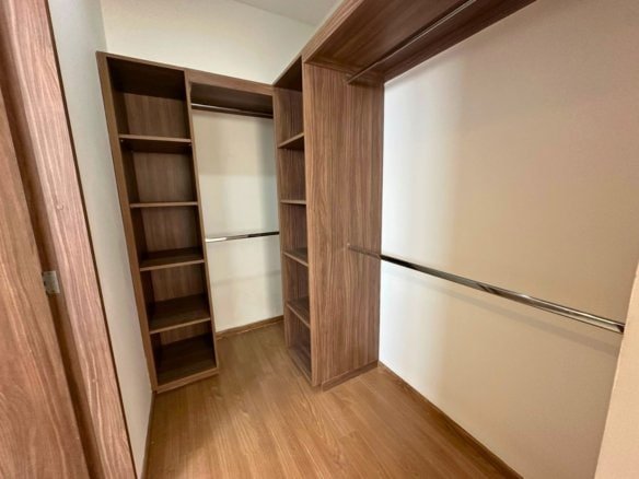 vestidor de departamento en Juriquilla, Querétaro.