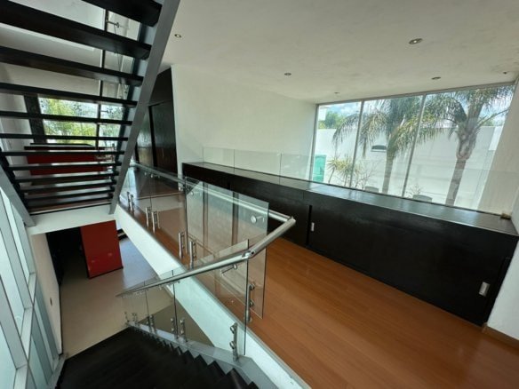 2ndo piso de casa en venta Balcones de Juriquilla