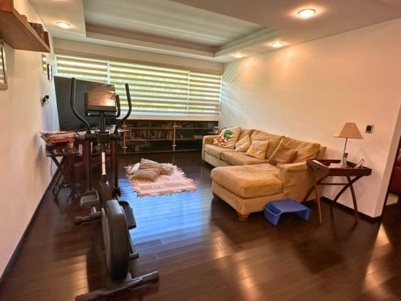 sala de tv de casa en venta en El Campanario Querétaro.