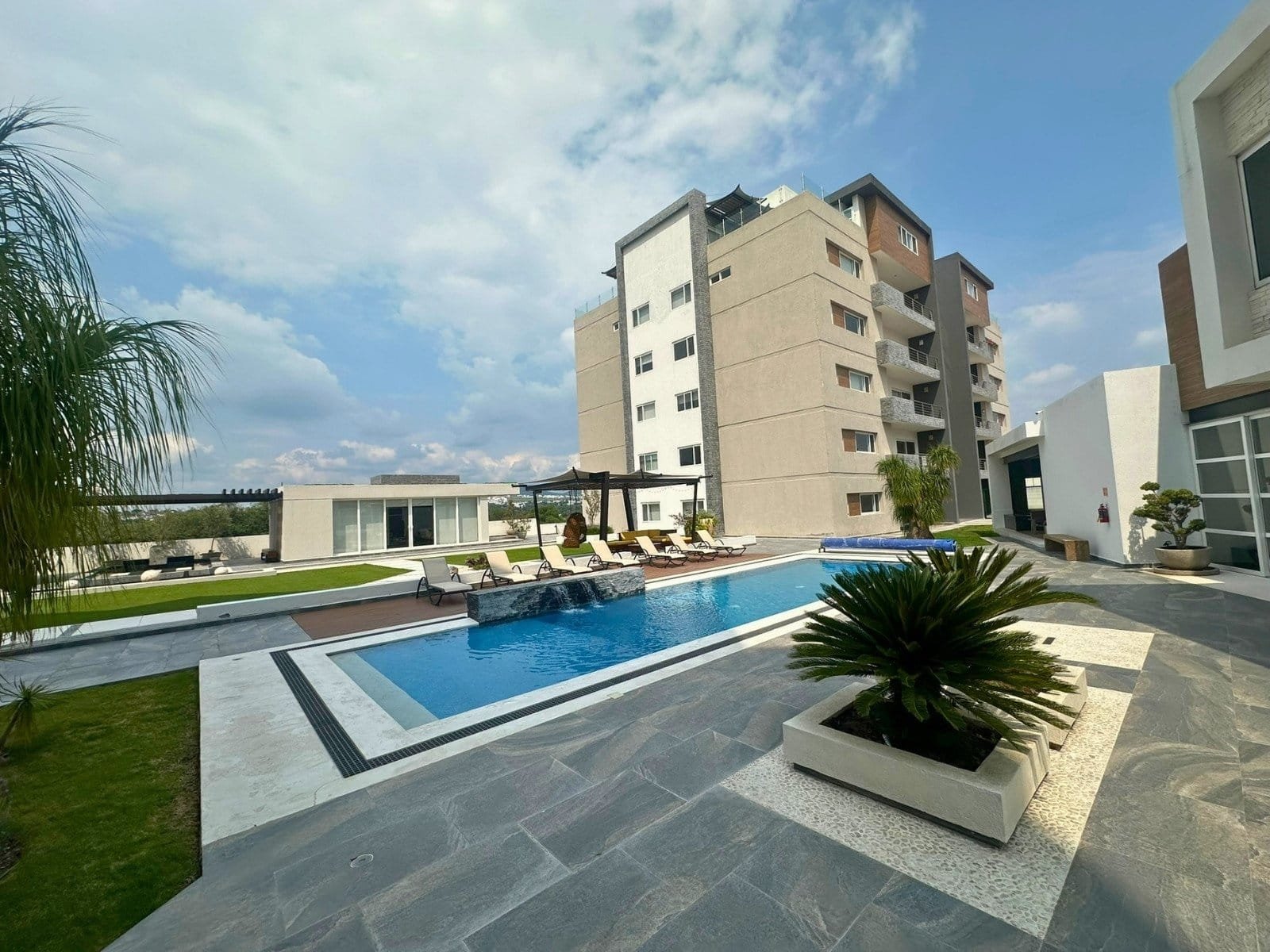 edificio de departamentos en cumbres del lago, Querétaro.