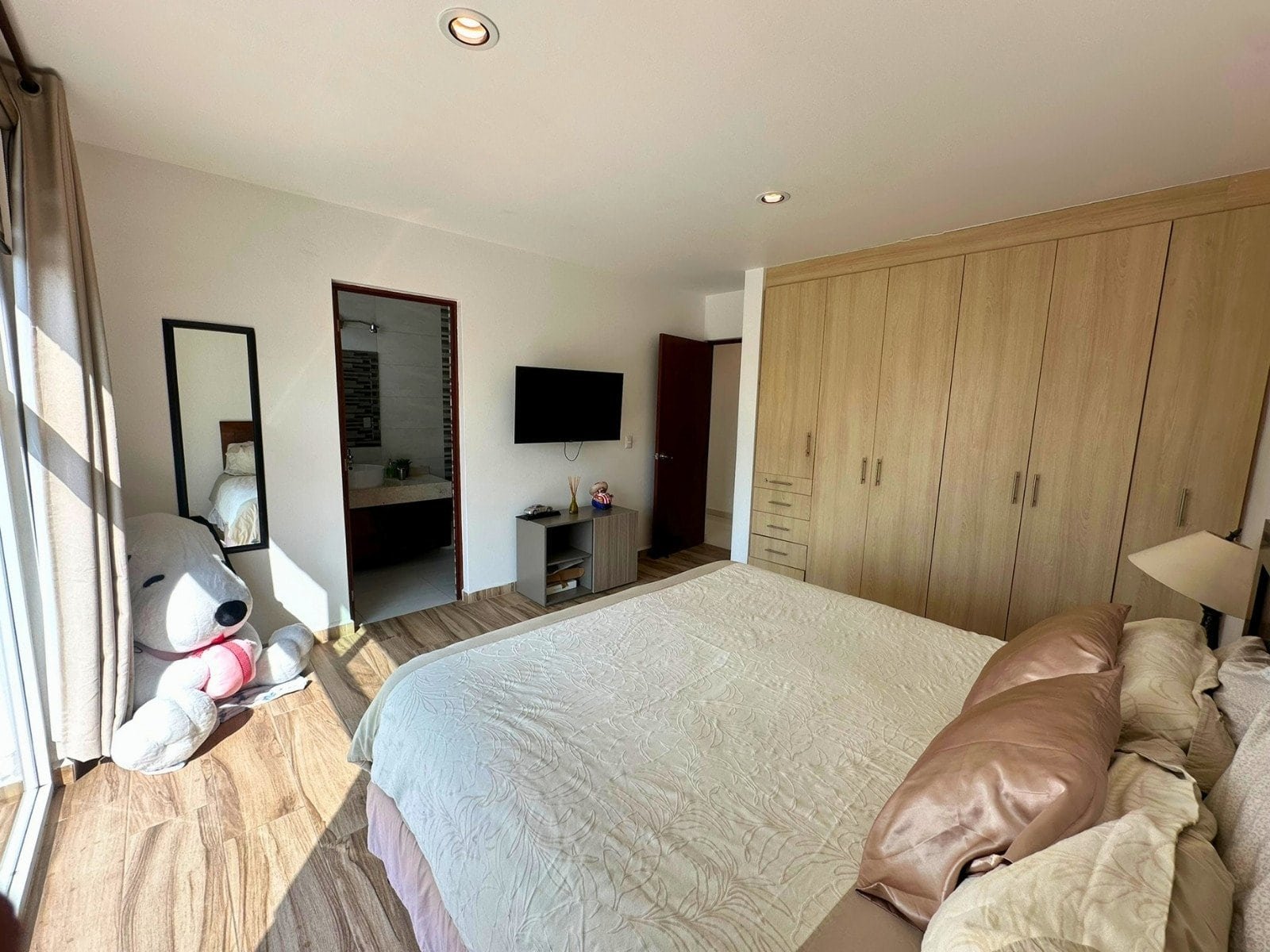 recmara 3 otra vista. casa con amplio jardín en Zibatá. Condominio Garambullo.