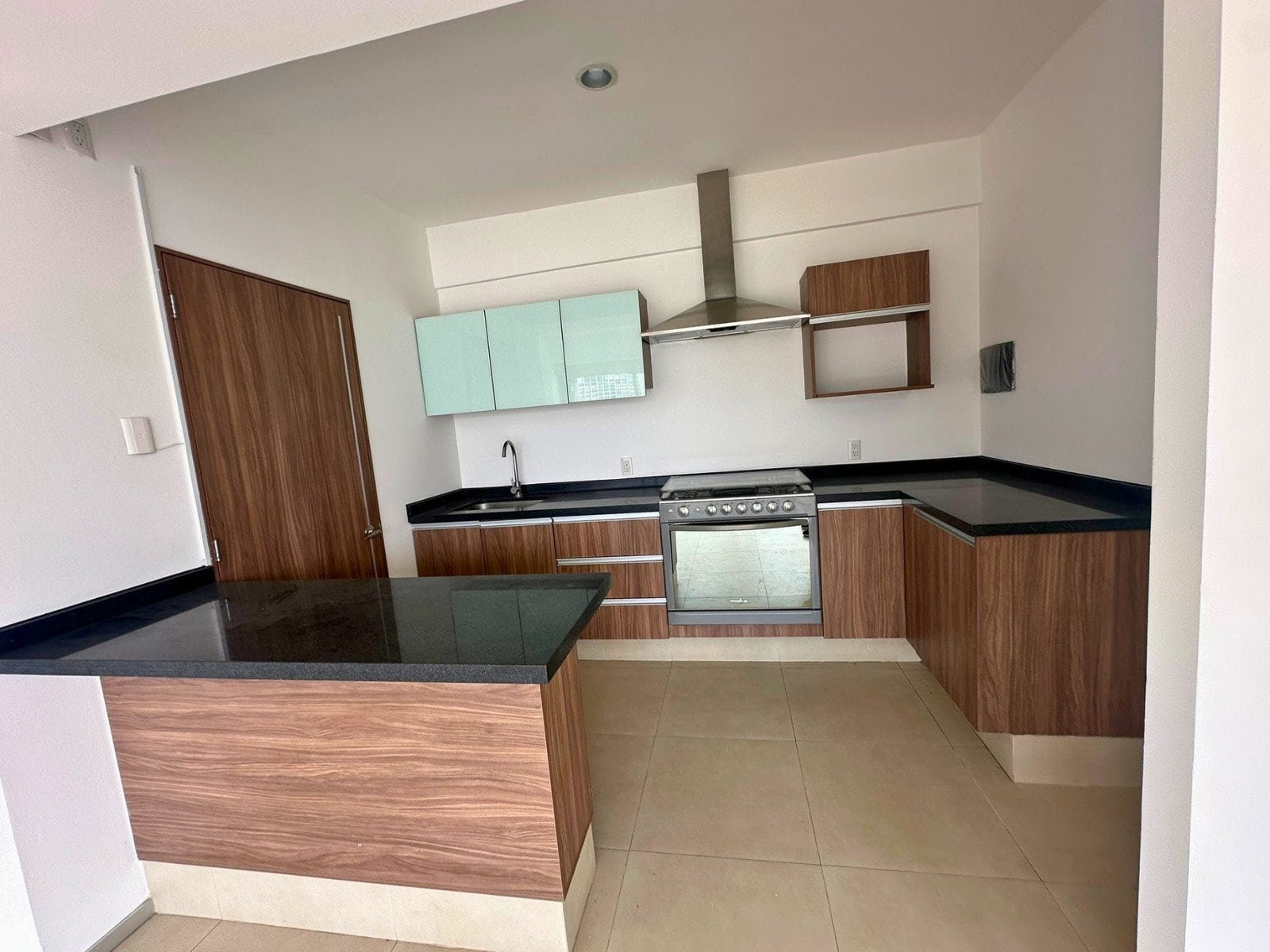 cocina integral de departamento en Juriquilla, Querétaro.