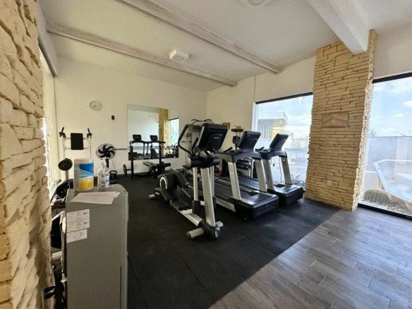gym de casa con amplio jardín en Zibatá. Condominio Garambullo.