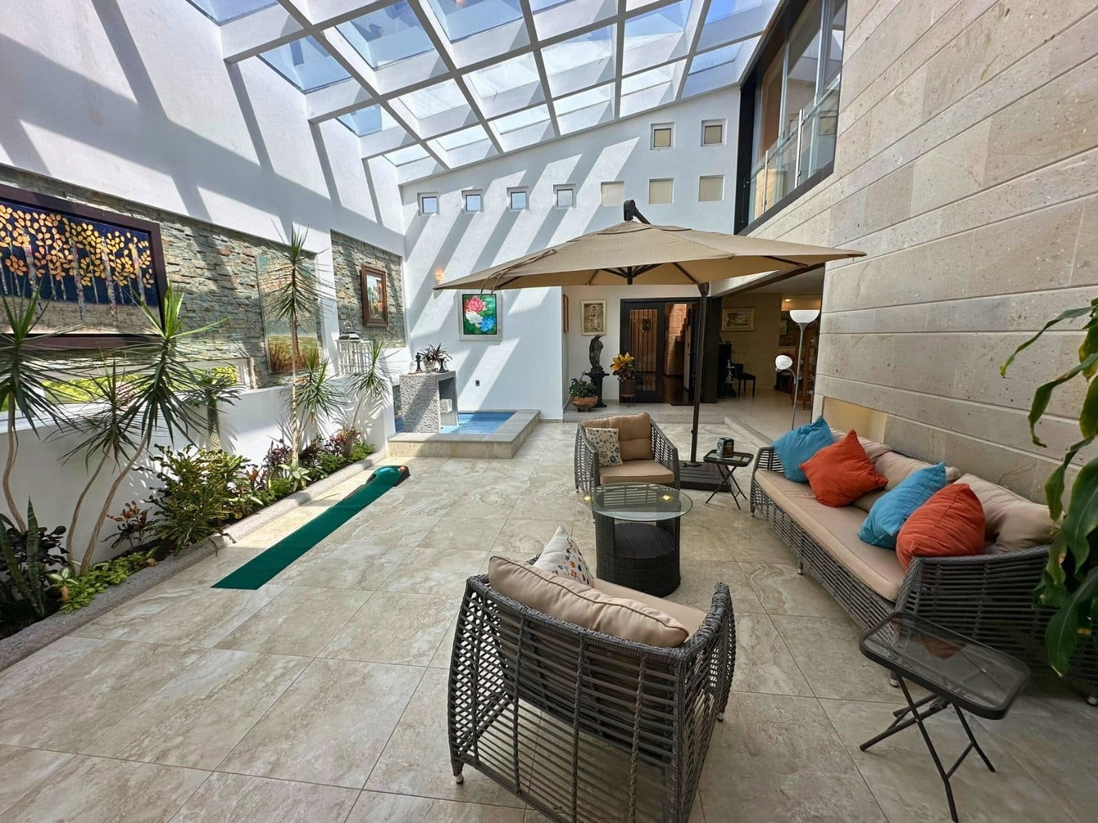 doble altura de casa en venta en El Campanario Querétaro.