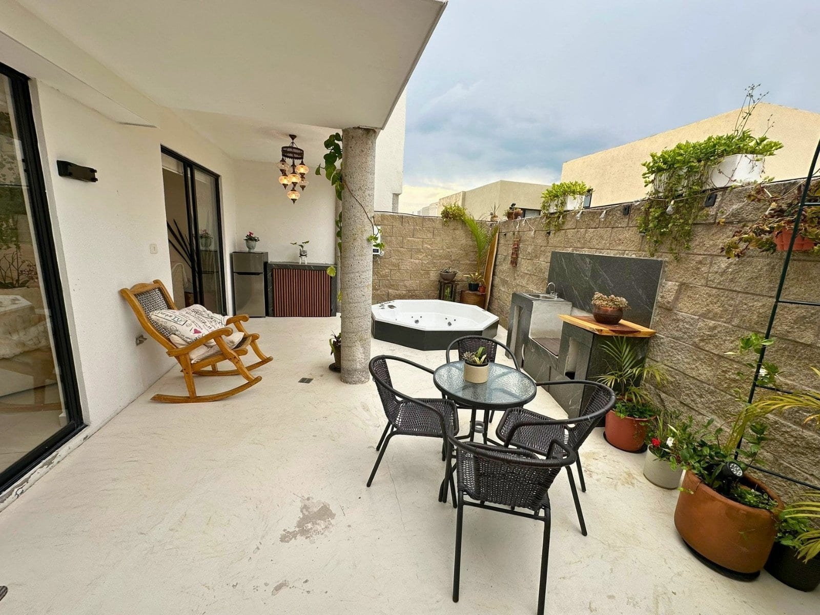 patio 2 de casa en Zibatá con 3 recámaras con baño.