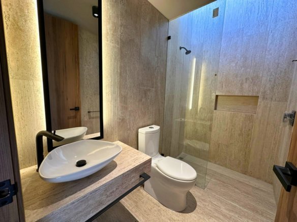 baño 2 de casa en campanario norte, Querétaro.
